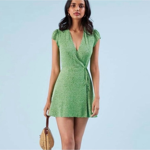 Reformation Dresses & Skirts - Reformation Green Wrap Polka Dot Mini Dress
